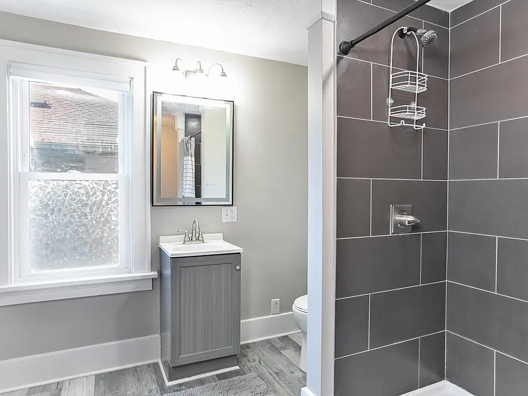 1250 Portage Ave #1 — Photo 21
