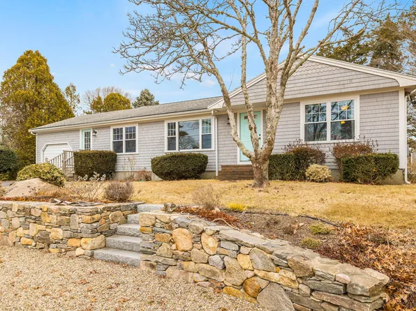 88 Bellavista Drive, Pocasset, MA 02559