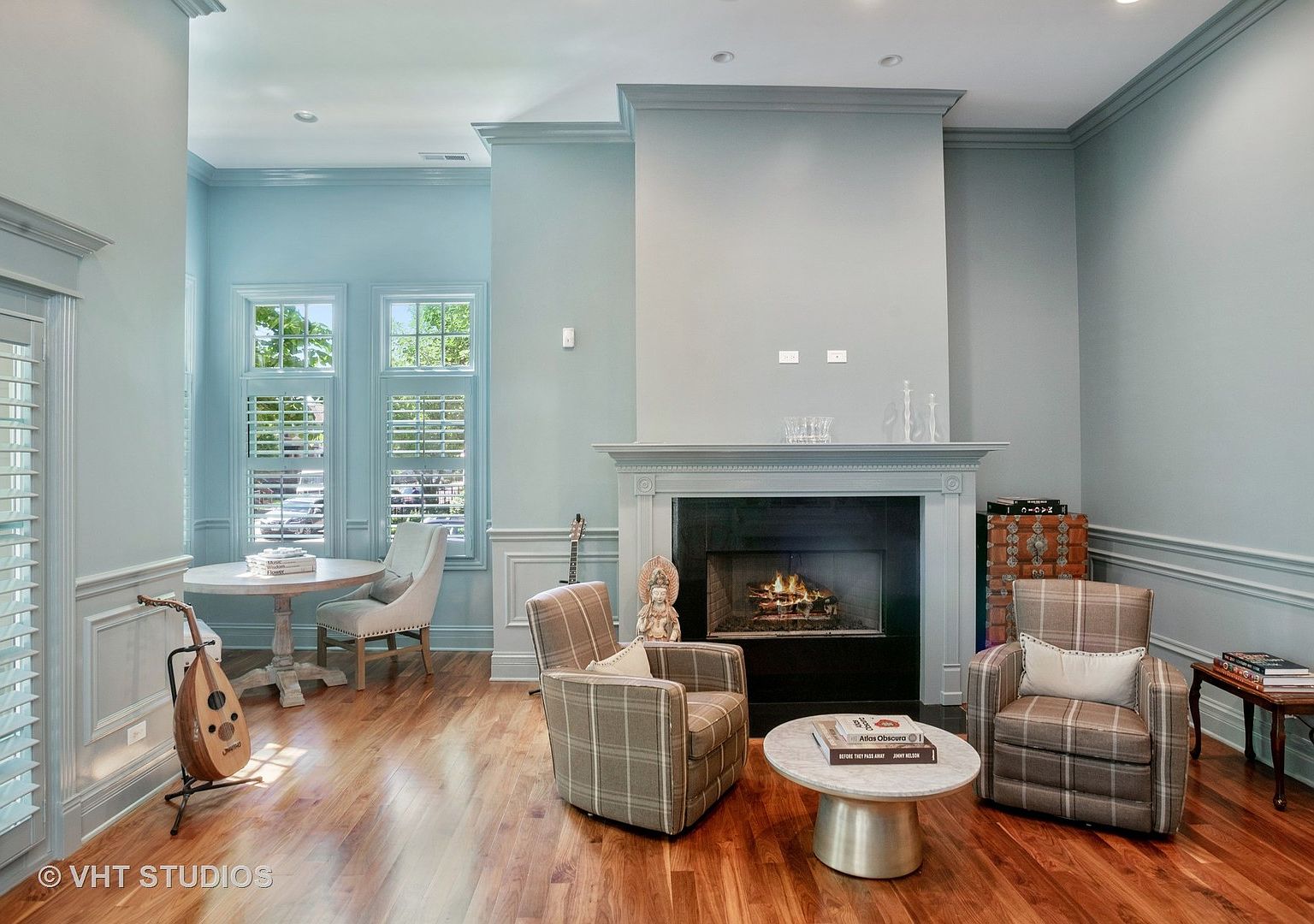 4200 N Oakley Ave, Chicago, IL 60618 | Zillow