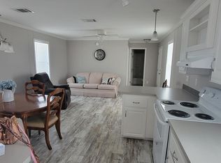 7195 SE Redbird Cir, Hobe Sound, FL 33455