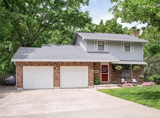 1411 Woodlawn Dr, Warrensburg, MO 64093