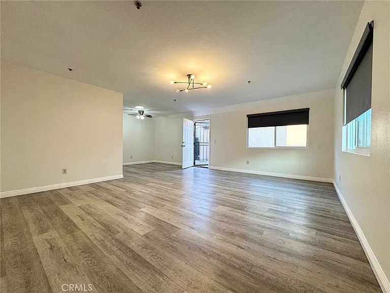 17511 Newland St — Photo 3