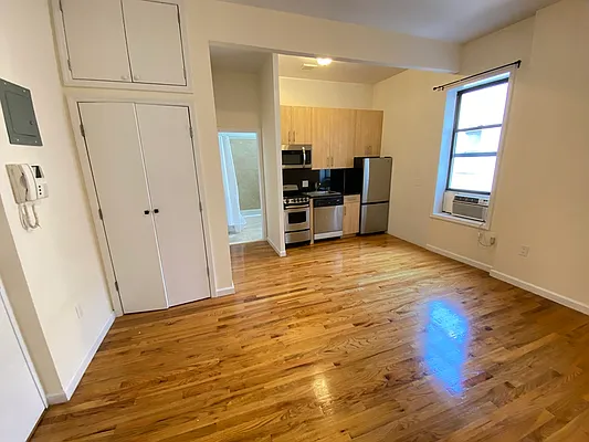 Rented by Rachel Realty | media 12