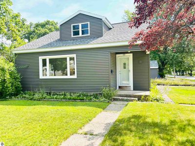 1219 S Union St, Traverse City, MI, 49684