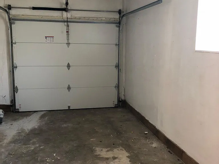 10663 N Park Ave — Photo 14