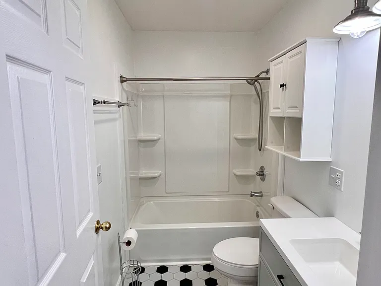 38 Long Meadow Dr #2 — Photo 11