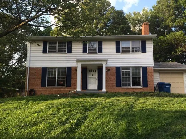 8720 Old Courthouse Rd, Vienna, VA 22182