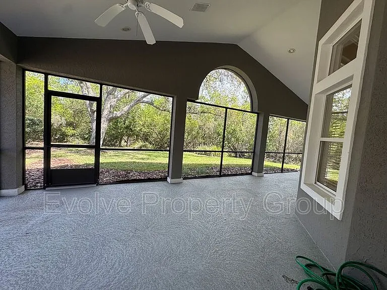 822 Summer Bay Dr — Photo 37