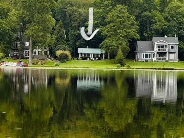 11639 Lake Rd, Chardon, OH 44024