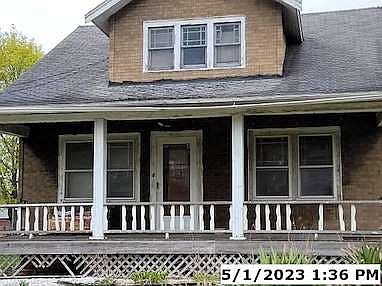 1st image of 2225 S 6th St