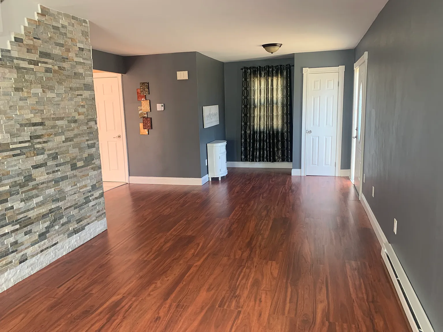 3 bed, 1614 sqft, $3,000 — Photo 3