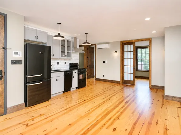 43 Newel Street image 1 of 15