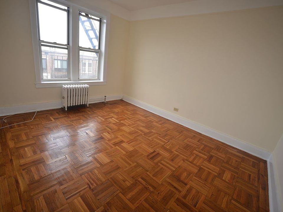 2nd image of 28-05 42nd St #3A