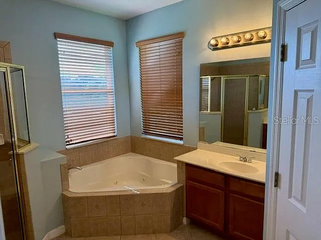 1841 Lakelet Loop — Photo 14