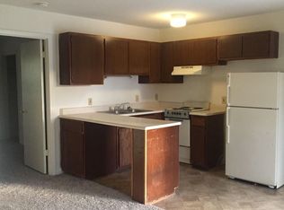 235 E Dameron Ave APT W, Liberty, NC 27298