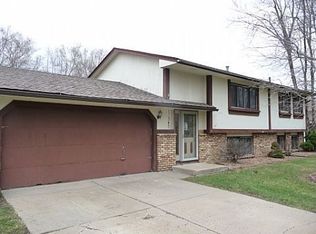 11342 98th Pl N, Maple Grove, MN 55369