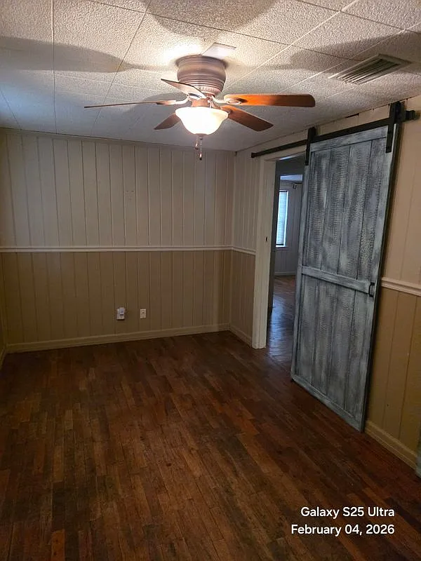 2 bed, 1.5 bath, 1081 sqft, $1,200 — Photo 4