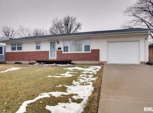 831 Santa Maria Dr, Quincy, IL 62305