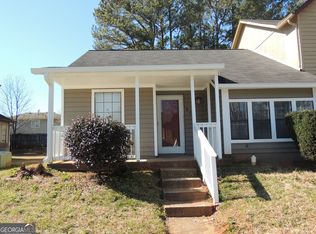 870 Heritage Oaks Dr, Stone Mountain, GA 30088