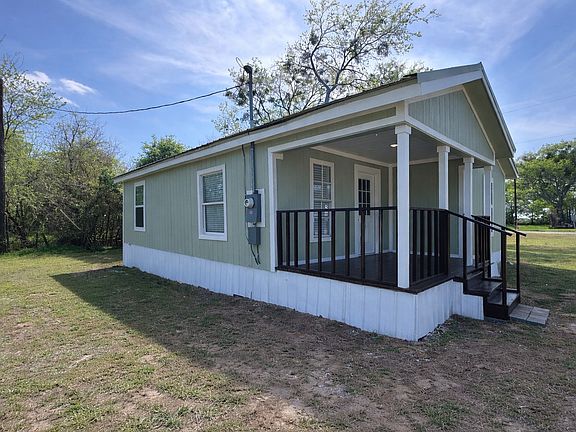 3rd image of 104 Rabe Rd