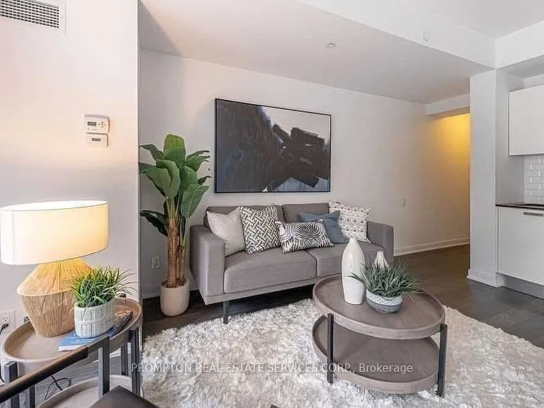 42 Charles St E #607 — Photo 10