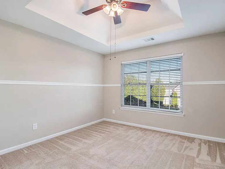 395 Sugarberry Ln — Photo 18