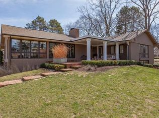 5885 Wing Lake Rd, Bloomfield Hills, MI 48301