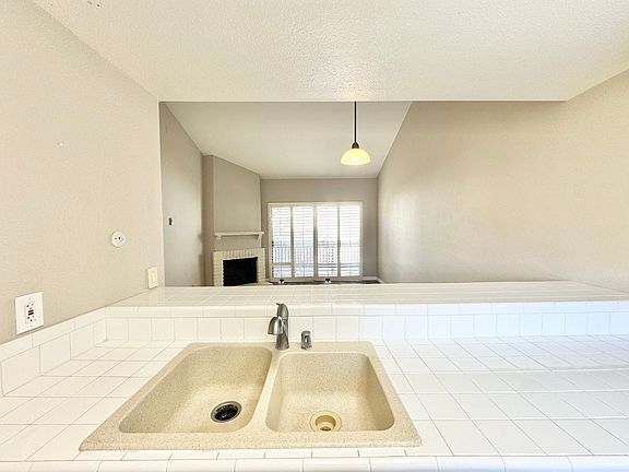 3rd image of 8366 Via Sonoma Unit H