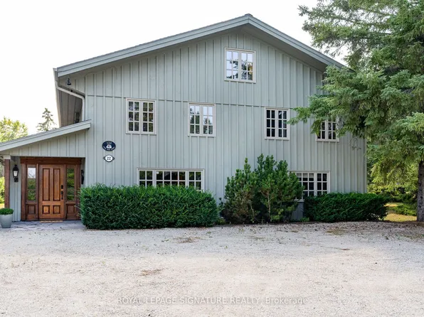 22 Newton Way, Clearview, ON L9Y 3Y9