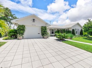 1290 Sugar Plum Dr, Boca Raton, FL 33486
