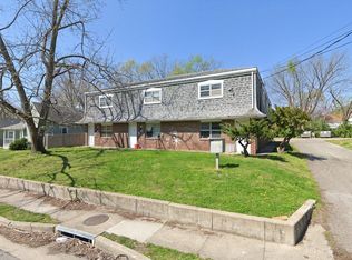 713 N 6th St, Columbia, MO 65201