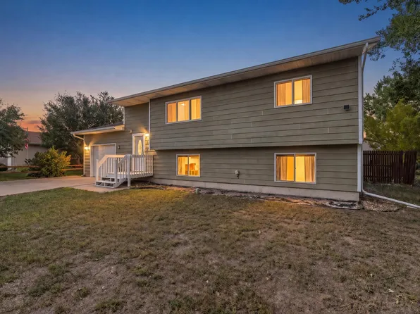 618 Stealth Ln, Box Elder, SD 57719