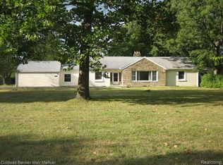 30004 W Ten Mile Rd, Farmington Hills, MI 48336