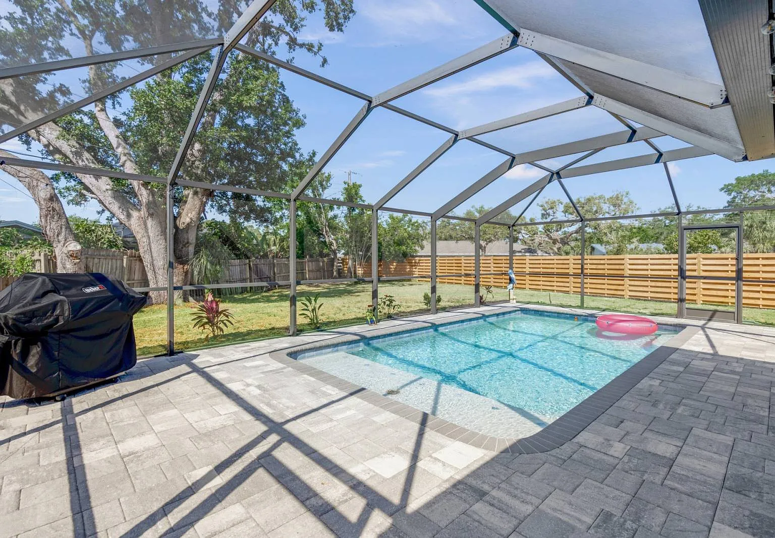 3 bed, 1761 sqft, $11,300 — Photo 4