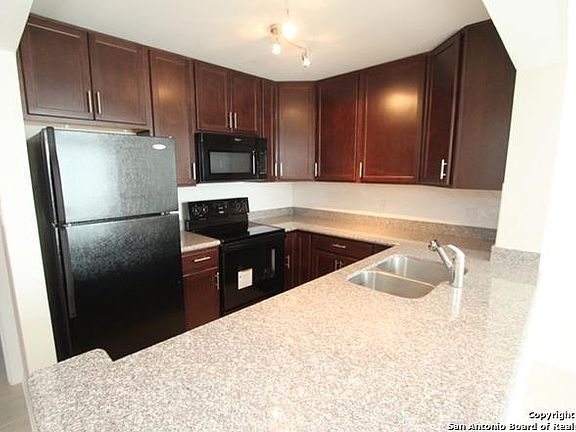 5th image of 1129 W Ashby Pl APT 2