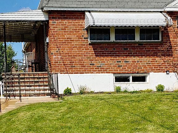 2nd image of 620 Clay Dr