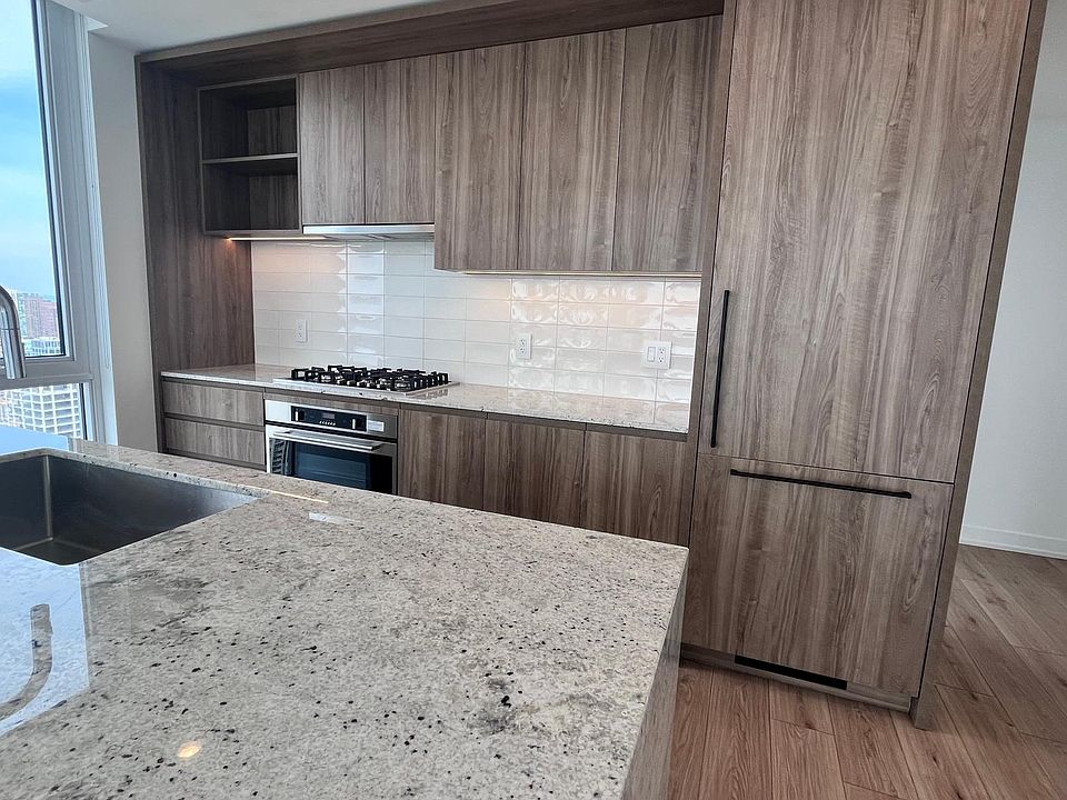 1st image of 322 W Grand Ave #2