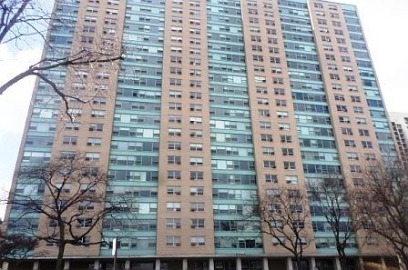 1st image of 3180 N Lake Shore Dr APT 2G