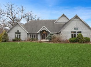 3702 Overland Rd, Crystal Lake, IL 60012