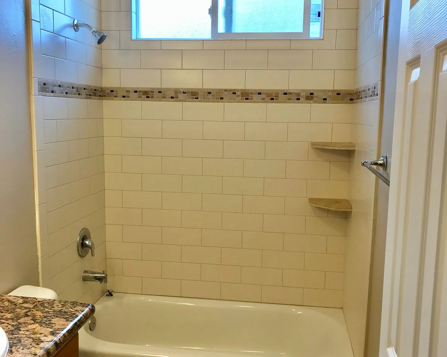 Hillcrest 3BR/2BA 2nd Month FREE with 12-Month Lease! — Photo 3