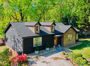 35 Wilcox Rd, Tryon, NC 28782
