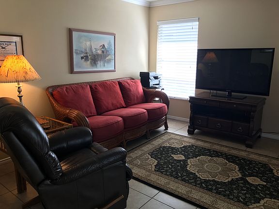 2nd image of 2837 Thistle Ct E