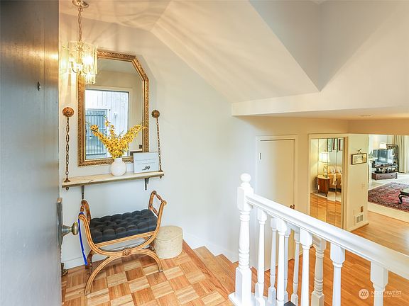 5th image of 1627 NE 143rd Street #J1