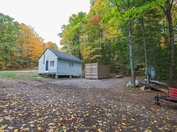112 Little Finch Lake Rd, Addington Highlands, ON K0H 1K0