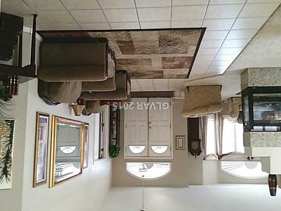 4th image of 4004 Birchmont St