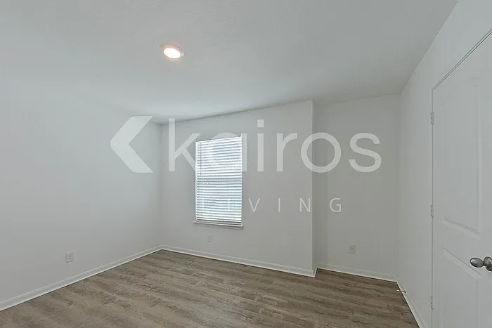 962 Shady Brk — Photo 22