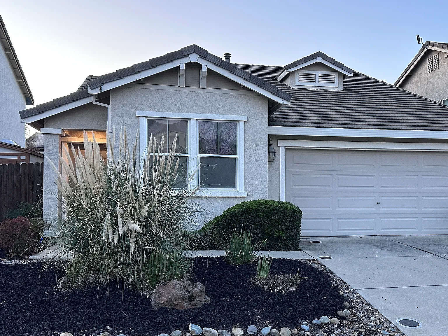 3 bed, 1839 sqft, $2,695 — Photo 1