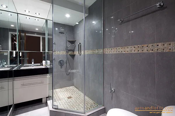 Sold by aptsandlofts.com | media 2