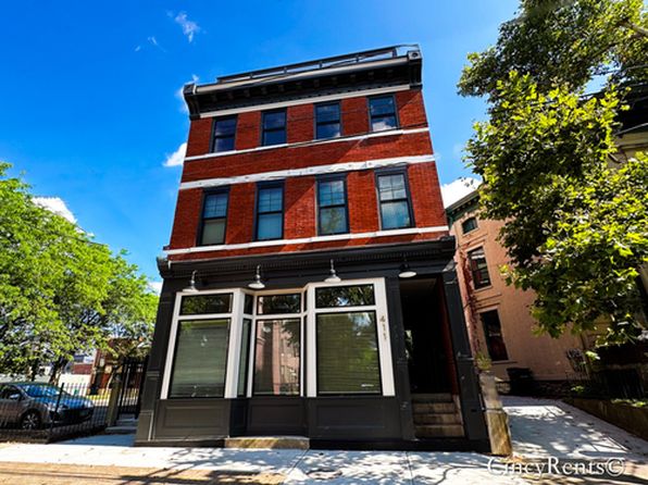 411 Clark St APT 4