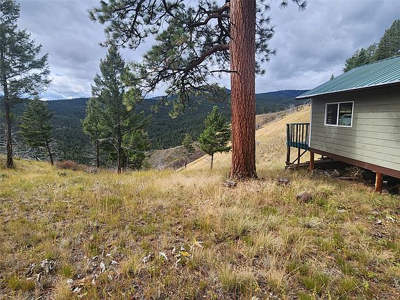 2nd image of 250 Felan Gulch Rd